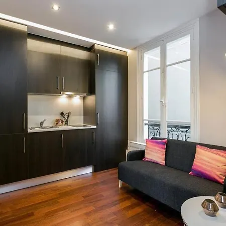Modernized Studio - Meters From The Invalides Gardens شقة
