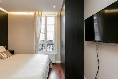 Modernized Studio - Meters From The Invalides Gardens شقة